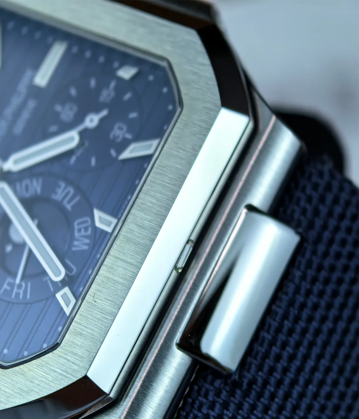 Close-up of the lugs of the Patek Philippe Cubitus Watch 5822P-001 Blue Dial.
